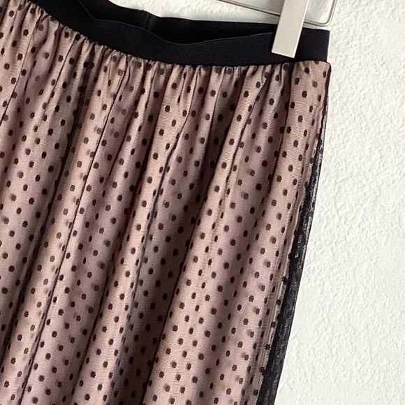 \BCBGeneration\ Dotted Mesh Midi Skirt - Picture 2 of 14